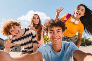 VanWest College English for Youth